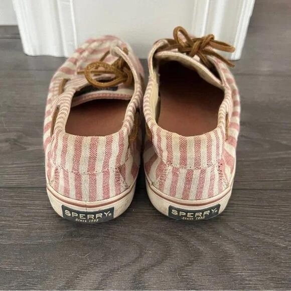 Sperry Boat Shoes Red and White Seer Sucker Stripe Leather Lace Up Preppy Size 7 - Picture 4 of 5